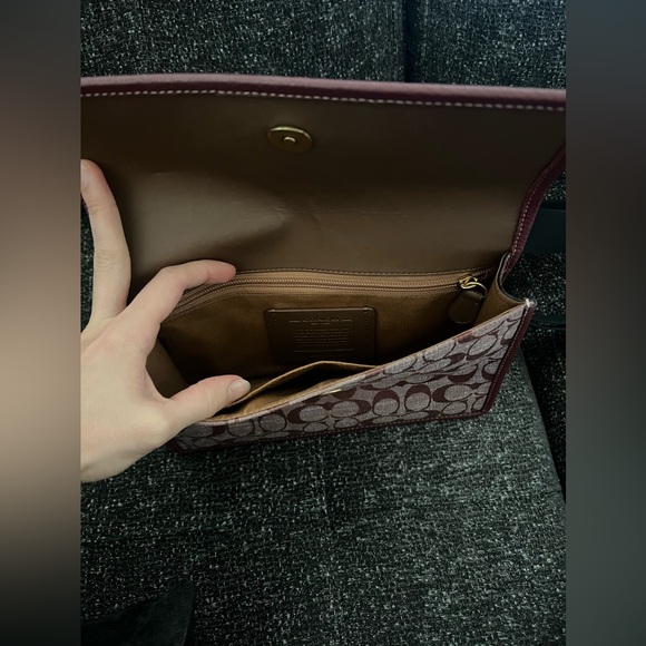 Coach Turner Flap Crossbody In Signature Chambray Wine - Picture 5 of 5